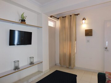 Living Room in 1 BHK Apartment at Vasant Kunj – for Rent
