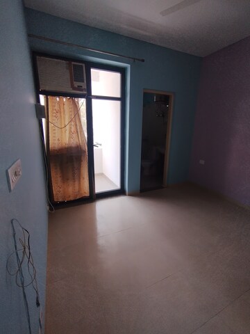 Room in 2 BHK Builder Floor at Vatika INXT Emilia floors, Sector 82 – for Rent