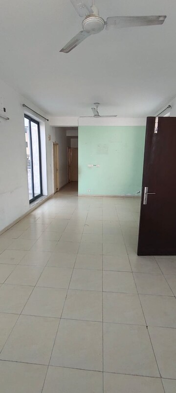 Building Lobby in 3 BHK Builder Floor at Vatika India Next Iris Floors, Sector 82 – for Rent