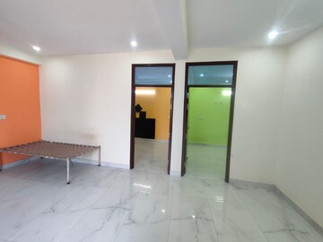 Room in 2 BHK Builder Floor at Saket – for Rent