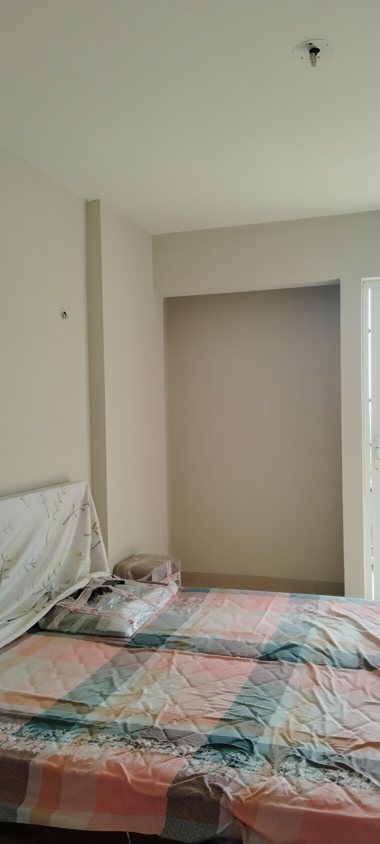 Room, tata-eureka-park 2 Bedroom 1100 Sq.Ft. Apartment In Sector 150 Noida 8409625