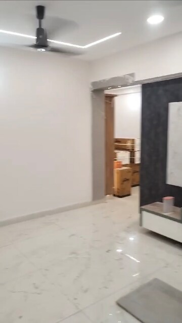 Room in 3 BHK Apartment at GHR Titania, Kondapur – for Rent