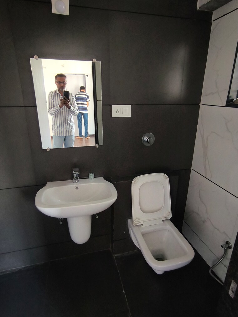 Bathroom, palanpur 2 Bedroom 1219 Sq.Ft. Apartment In Palanpur Surat 8409654