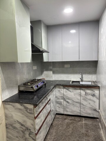 Kitchen in 2.5 BHK Builder Floor at Green Park – for Rent