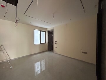 Room in 4 BHK Apartment at Sri Fortune Sonthalia Sky Villas, Kokapet – for Rent