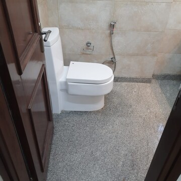 Bathroom in 3.5 BHK Builder Floor at Hauz Khas Enclave – for Rent