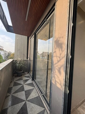 Balcony in 4 BHK Builder Floor at Saket – for Rent