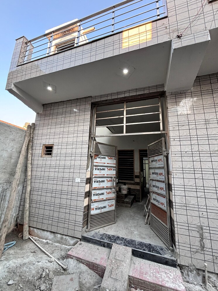 Exterior View, sector 52 2 Bedroom 53 Sq.Yd. Independent House In Sector 52 Faridabad 8409816