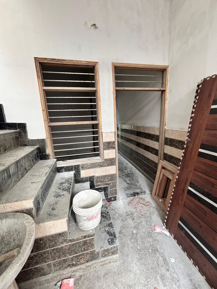 Exterior View, sector 52 2 Bedroom 53 Sq.Yd. Independent House In Sector 52 Faridabad 8409816