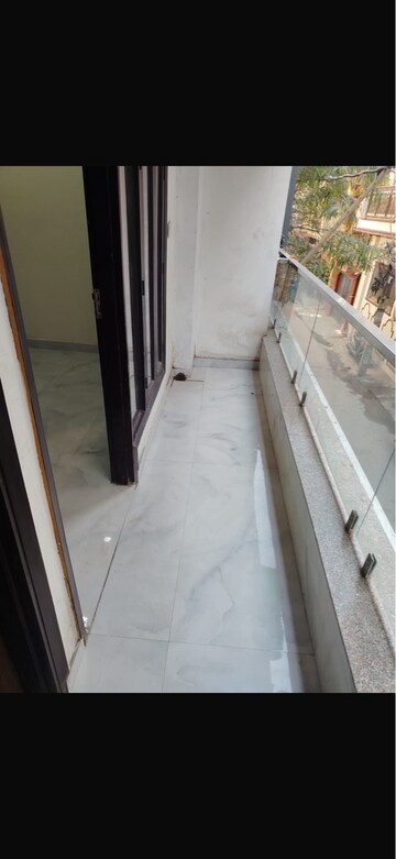 Balcony in 3 BHK Builder Floor at Mahavir Enclave 1 – for Sale