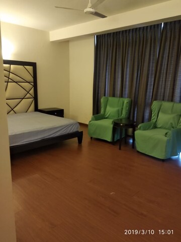 Living Room in 4 BHK Apartment at SS Hibiscus, Sector 50 – for Rent