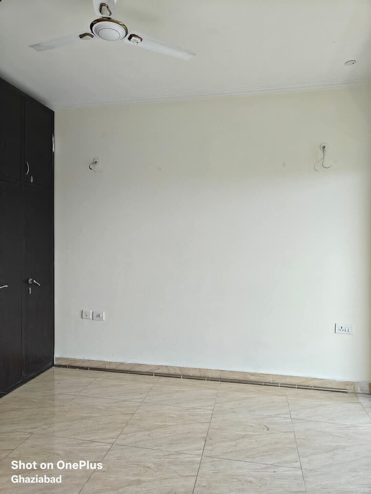 Room, dlf-ridgewood-estate 3 Bedroom 1443 Sq.Ft. Apartment In Dlf Phase iv Gurgaon 8409900