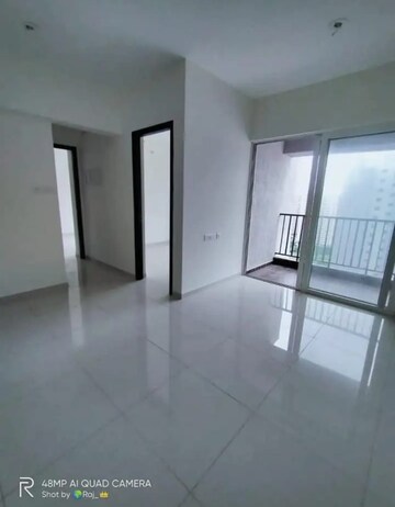 Room in 1 BHK Apartment at Kolte Patil R10, Hinjewadi – for Rent