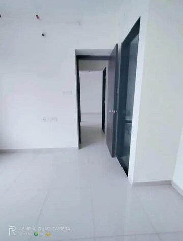 Room in 1 BHK Apartment at Kolte Patil R10, Hinjewadi – for Rent
