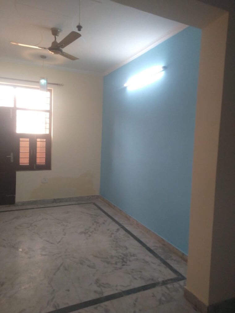 Room, sector 49 2 Bedroom 750 Sq.Ft. Builder Floor In Sector 49 Faridabad 8409986