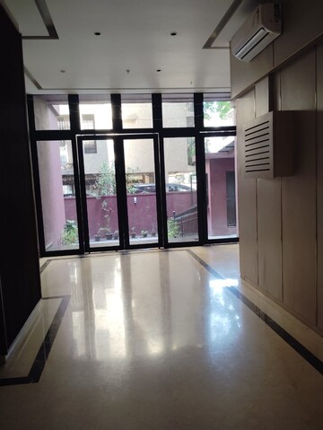 Building Lobby in 3 BHK Apartment at Jeevan Sona Apartment, Santacruz West – for Rent