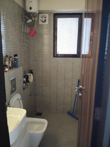 Bathroom in 3 BHK Apartment at Jeevan Sona Apartment, Santacruz West – for Rent