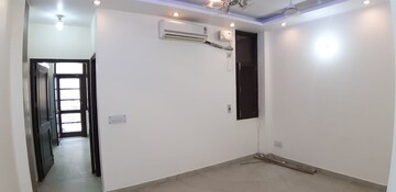 Room in 3 BHK Builder Floor at Malviya Nagar – for Rent