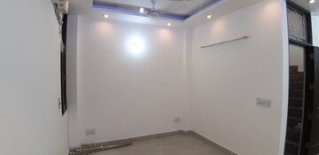 Room in 3 BHK Builder Floor at Malviya Nagar – for Rent