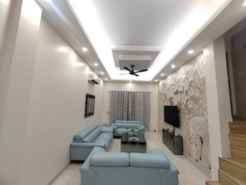 Living Room in 2 BHK Builder Floor at Saket – for Rent