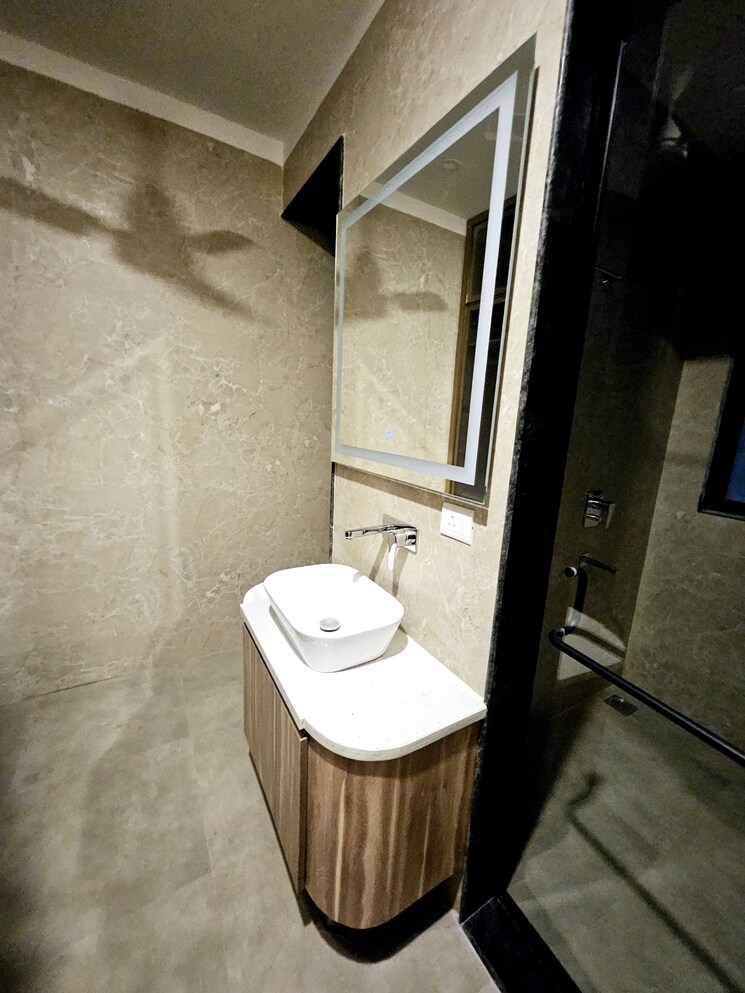 Bathroom, sector 48 3 Bedroom 192 Sq.Yd. Builder Floor In Sector 48 Gurgaon 8410096