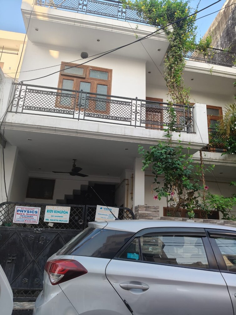 Cover Image, viram khand 4 Bedroom 1250 Sq.Ft. Independent House In Viram Khand Lucknow 8410126