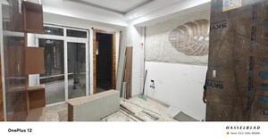 Building Lobby in 3 BHK Builder Floor at Sector 51 – for Sale