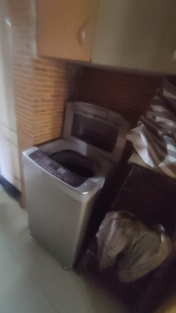 Team Area in 2 BHK Apartment at Haware Splendor, Kharghar – for Rent