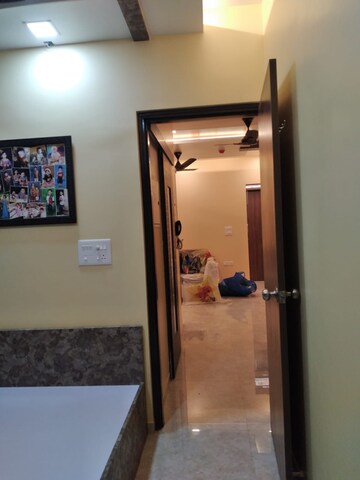 Furnished Amenities in 1 BHK Apartment at Lodha Amara, Kolshet Road – for Rent