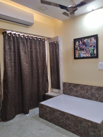 Bedroom in 1 BHK Apartment at Lodha Amara, Kolshet Road – for Rent
