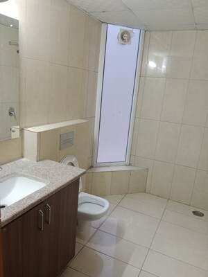 Bathroom in 4 BHK Builder Floor at SS Linden, Sector 84 – for Sale