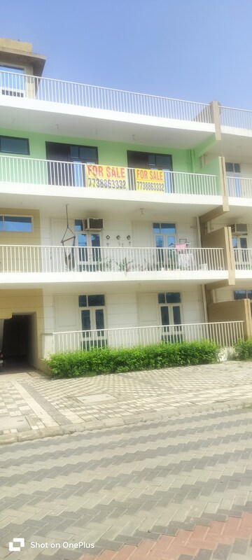 2 BHK Apartment For Sale in MGH Mulberry County, Sector 70