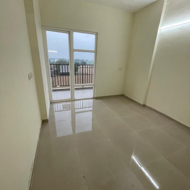 Room, gls-arawali-homes 3 Bedroom 780 Sq.Ft. Apartment In Sohna Sector 4 Gurgaon 8410334