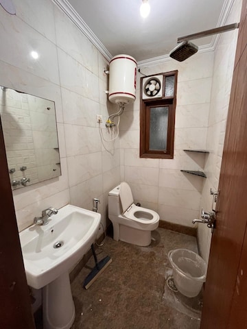 Bathroom in 1 BHK Builder Floor at Paryavaran Complex – for Rent