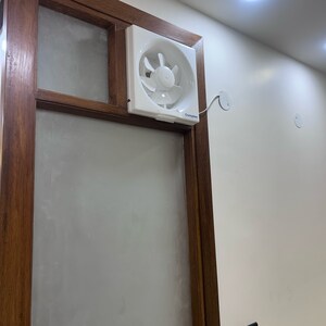 Room in 3 BHK Builder Floor at Kalkaji – for Sale