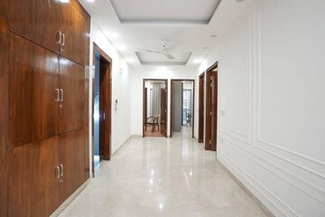 Building Lobby in 3 BHK Builder Floor at Saket – for Rent