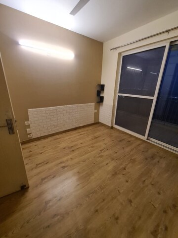 Room in 4 BHK Apartment at Bestech Park View Sanskruti, Sector 92 – for Rent