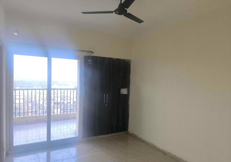 Cover Image, omicron i greater noida 2 Bedroom 880 Sq.Ft. Apartment In Omicron I Greater Noida Greater Noida 8410441