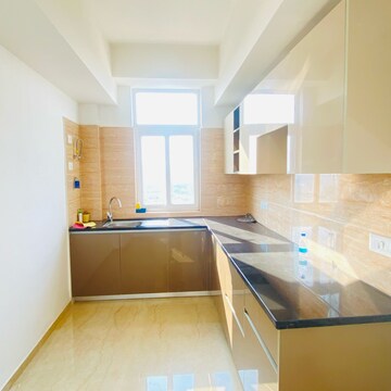 Kitchen in 2 BHK Apartment at Omaxe Lake, Mullanpur – for Rent