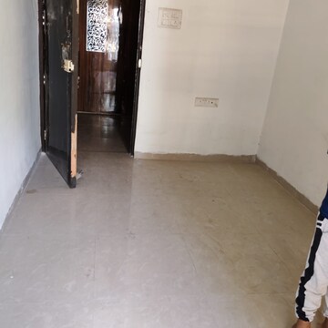 Room in 1 BHK Apartment at Bhandup West – for Rent