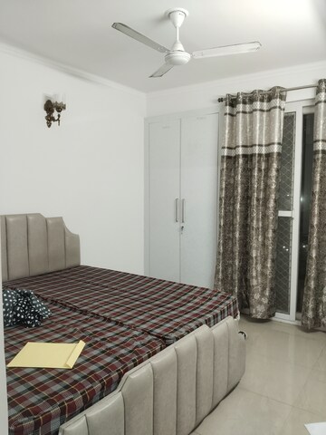 Bedroom in 2 BHK Apartment at Amrapali Leisure Park, Amrapali Leisure Valley – for Rent