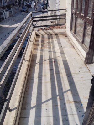 Balcony in 3 BHK Builder Floor at Sector 43 – for Sale