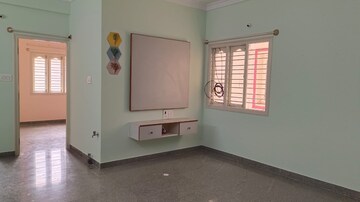 Room in 1 BHK Apartment at Indira Apartments New Tippasandra, New Thippasandra – for Rent