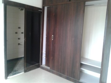 Room in 1 BHK Apartment at Accord CHS Andheri West, Andheri West – for Sale