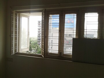 Room in 1 BHK Apartment at Accord CHS Andheri West, Andheri West – for Sale