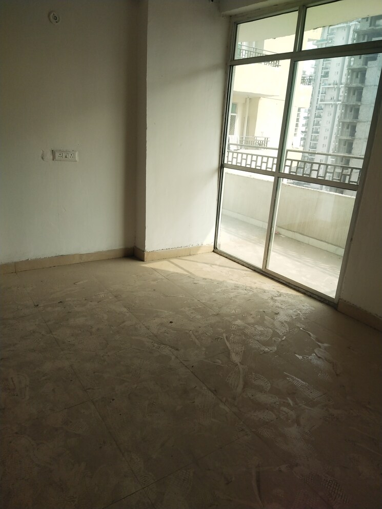 undefined, kbnows-apartment 3 Bedroom 1369 Sq.Ft. Apartment In Sector 16 Greater Noida Greater Noida 8410695