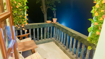 2.5 BHK Builder Floor – Exterior View View at Azad Apartments, Hauz Khas Market - for Rent
