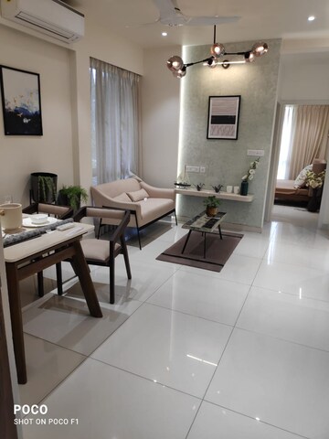 Team Area in 2 BHK Apartment at Merlin Avana, Tollygunge – for Sale