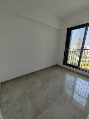 Room in 2 BHK Apartment at MICL Aaradhya Highpark Project 2 Of Phase 1, Dahisar East – for Sale