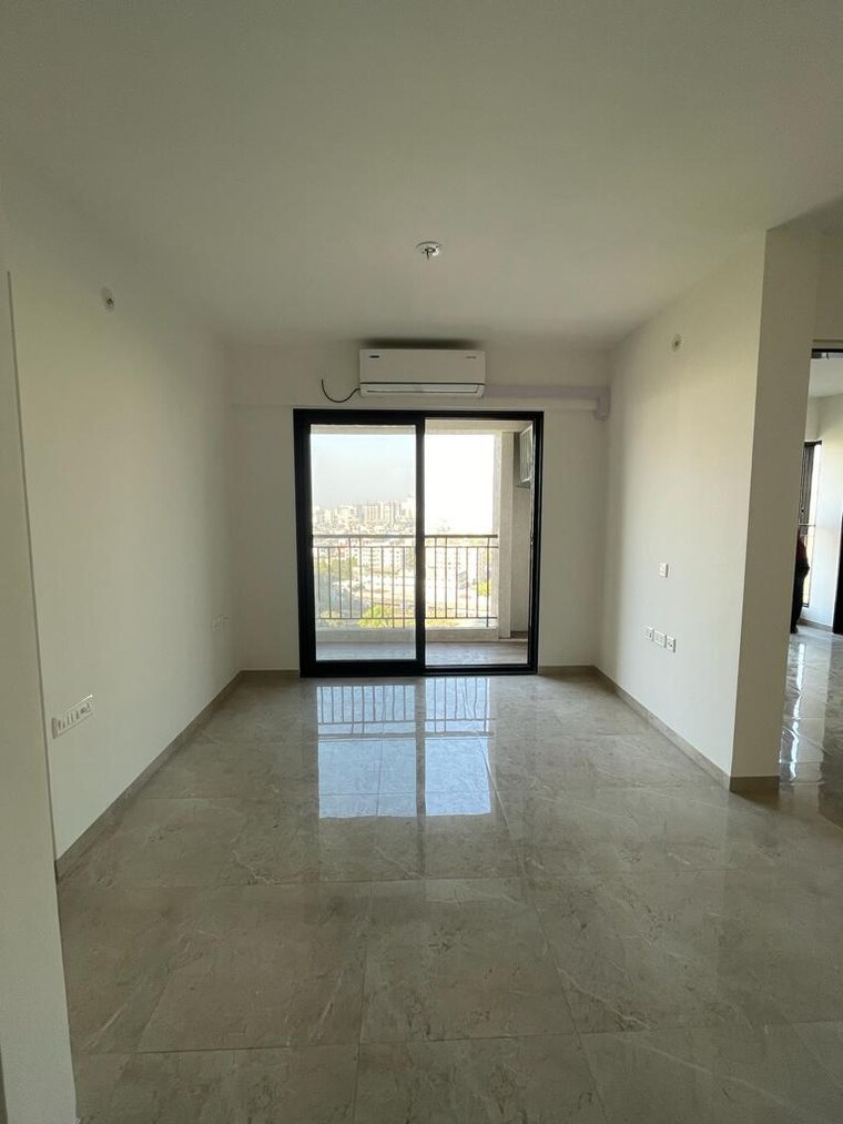 Room, micl-aaradhya-highpark-project-2-of-phase-1 2 Bedroom 760 Sq.Ft. Apartment In Dahisar East Mumbai 8410754